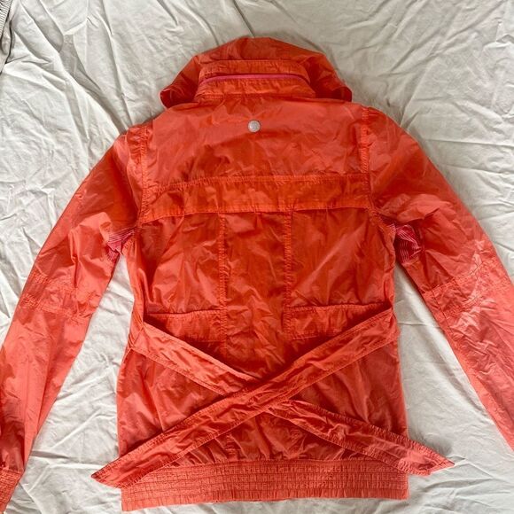 Lululemon Jacket - Picture 3 of 8